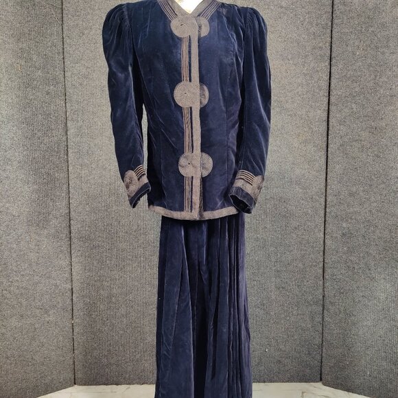 1900s Embroidered Blue Velvet Skirt and Jacket Riding Outfit - Picture 1 of 16
